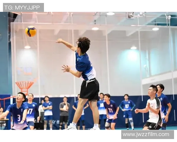 全国锦标赛回顾：上海排球队展现出色实力与团队合作精神